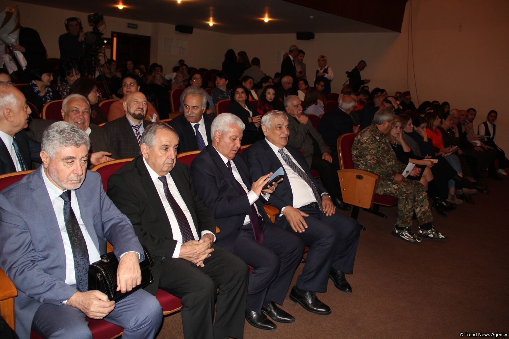 Премьера! Деде Горгуд помог найти шпиона, или Как обрушилась гора Кяпаз и перекрыла русло реки Ахсу (ФОТО)