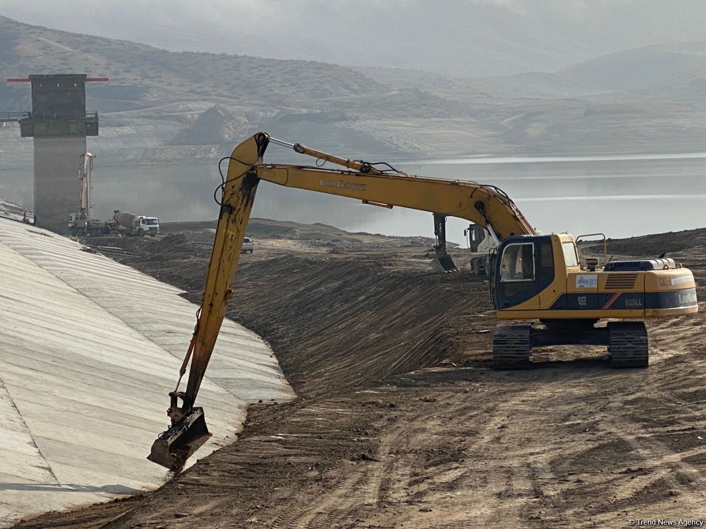 Организован медиа-тур на водохранилища Хачинчай и Суговушан (ФОТО)