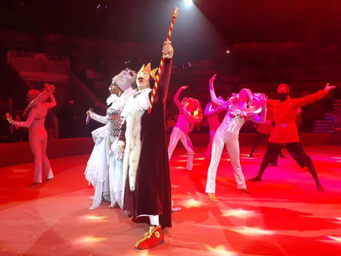 "Королевство зеркал" - время чудес в Бакинском цирке (ФОТО/ВИДЕО)