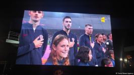 Участники акции протеста и миротворцы вместе посмотрели футбольный матч Хорватия-Марокко (ФОТО/ВИДЕО)
