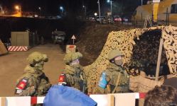 Участники акции протеста и миротворцы вместе посмотрели футбольный матч Аргентина-Франция  (ФОТО/ВИДЕО)