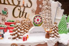 Состоялось официальное открытие NARGIS CITY -  инсталляция c более 100 кг пряничного теста (ВИДЕО, ФОТО)