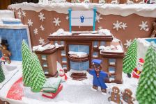 Состоялось официальное открытие NARGIS CITY -  инсталляция c более 100 кг пряничного теста (ВИДЕО, ФОТО)