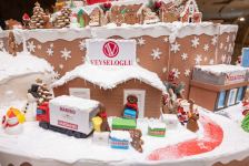 Состоялось официальное открытие NARGIS CITY -  инсталляция c более 100 кг пряничного теста (ВИДЕО, ФОТО)