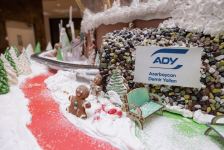 Состоялось официальное открытие NARGIS CITY -  инсталляция c более 100 кг пряничного теста (ВИДЕО, ФОТО)