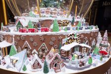 Состоялось официальное открытие NARGIS CITY -  инсталляция c более 100 кг пряничного теста (ВИДЕО, ФОТО)