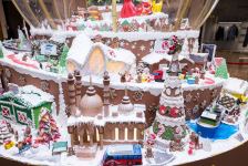 Состоялось официальное открытие NARGIS CITY -  инсталляция c более 100 кг пряничного теста (ВИДЕО, ФОТО)