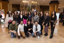 Состоялось официальное открытие NARGIS CITY -  инсталляция c более 100 кг пряничного теста (ВИДЕО, ФОТО)