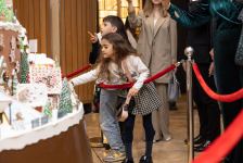 Состоялось официальное открытие NARGIS CITY -  инсталляция c более 100 кг пряничного теста (ВИДЕО, ФОТО)