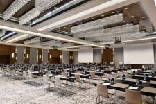 Президент Ильхам Алиев и Первая леди Мехрибан Алиева приняли участие в открытии отеля The Ritz-Carlton Baku (ФОТО/ВИДЕО)