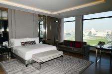 Президент Ильхам Алиев и Первая леди Мехрибан Алиева приняли участие в открытии отеля The Ritz-Carlton Baku (ФОТО/ВИДЕО)