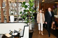 Президент Ильхам Алиев и Первая леди Мехрибан Алиева приняли участие в открытии отеля The Ritz-Carlton Baku (ФОТО/ВИДЕО)