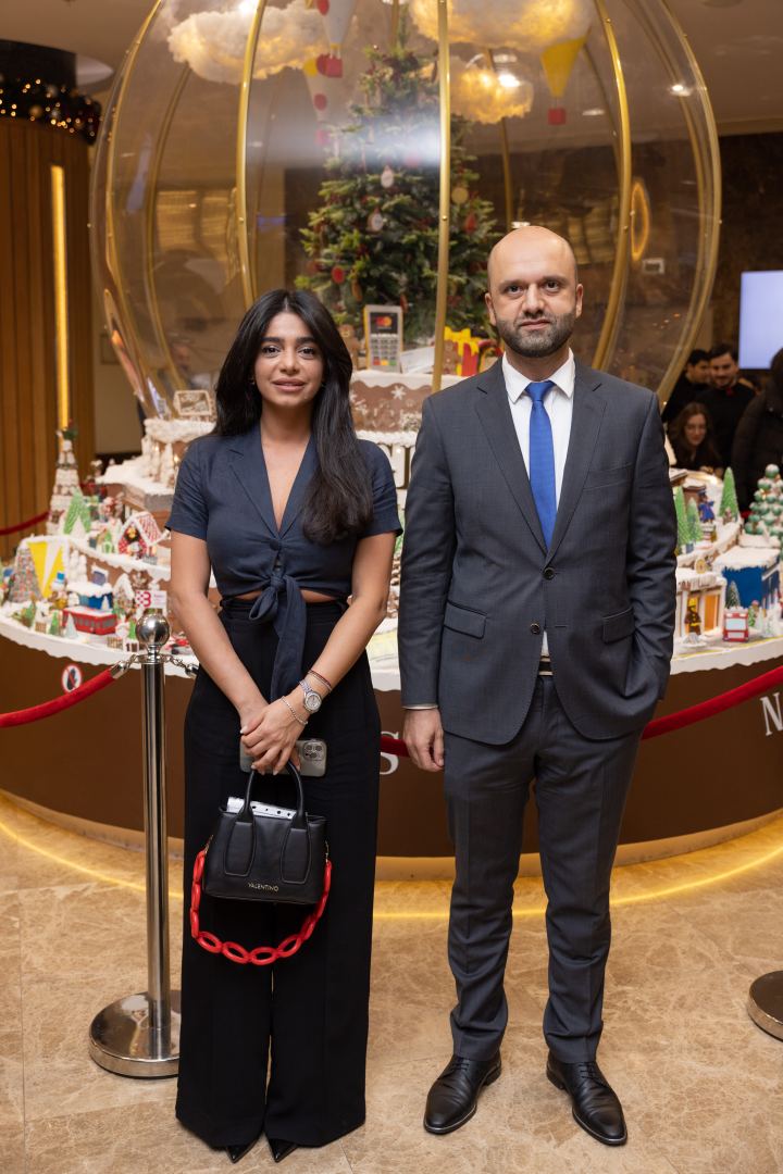 Состоялось официальное открытие NARGIS CITY -  инсталляция c более 100 кг пряничного теста (ВИДЕО, ФОТО)