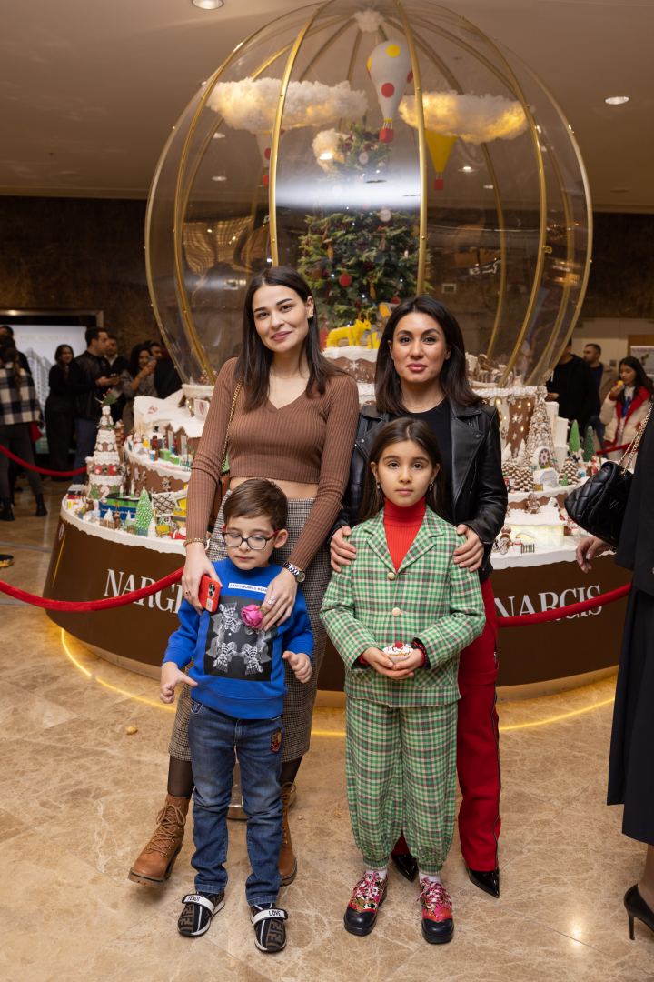 Состоялось официальное открытие NARGIS CITY -  инсталляция c более 100 кг пряничного теста (ВИДЕО, ФОТО)