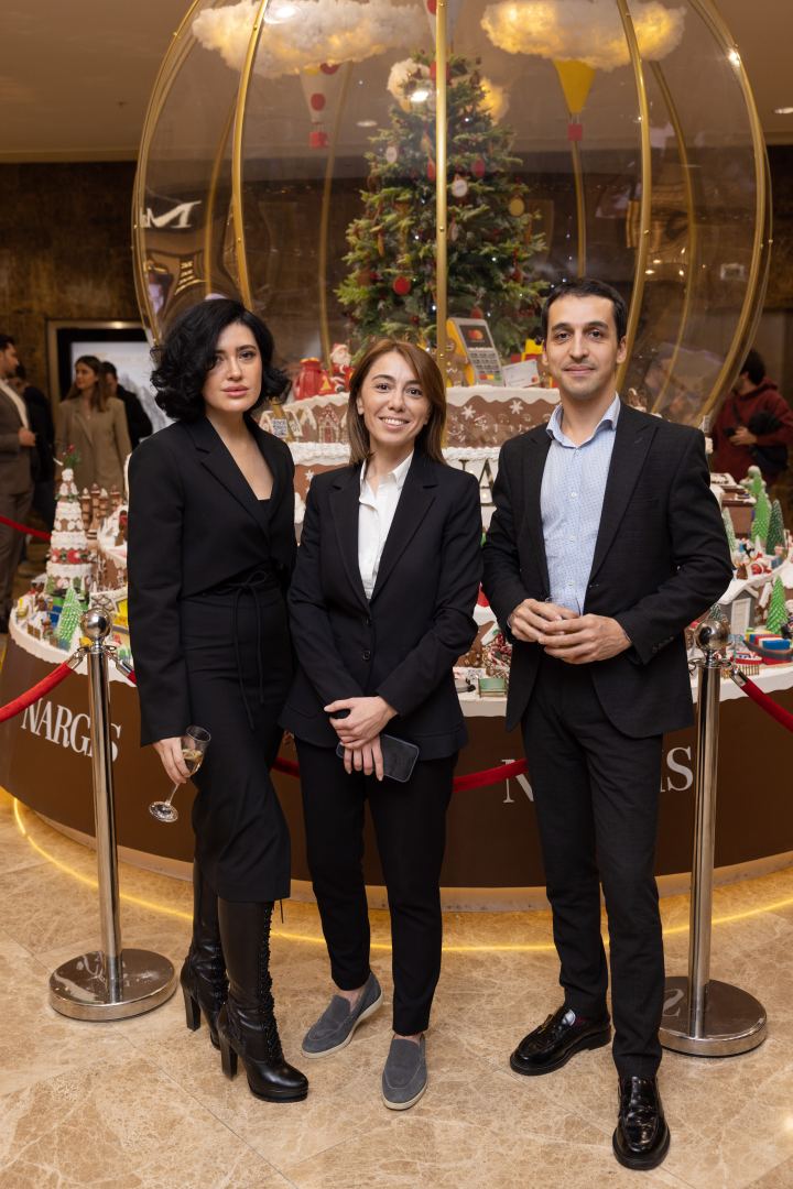 Состоялось официальное открытие NARGIS CITY -  инсталляция c более 100 кг пряничного теста (ВИДЕО, ФОТО)