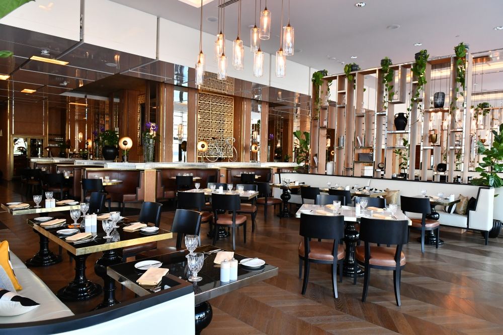 Президент Ильхам Алиев и Первая леди Мехрибан Алиева приняли участие в открытии отеля The Ritz-Carlton Baku (ФОТО/ВИДЕО)