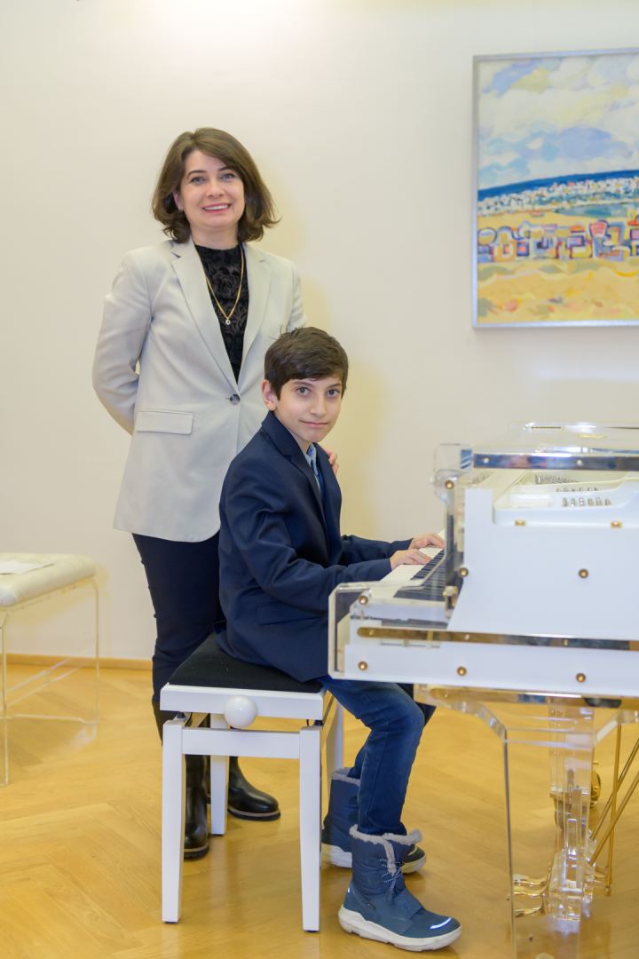 Азербайджанская музыка стала украшением европейской столицы роскоши (ВИДЕО, ФОТО)