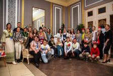 В Баку прошел фестиваль-квест "Приключения святого Николая" (ФОТО)