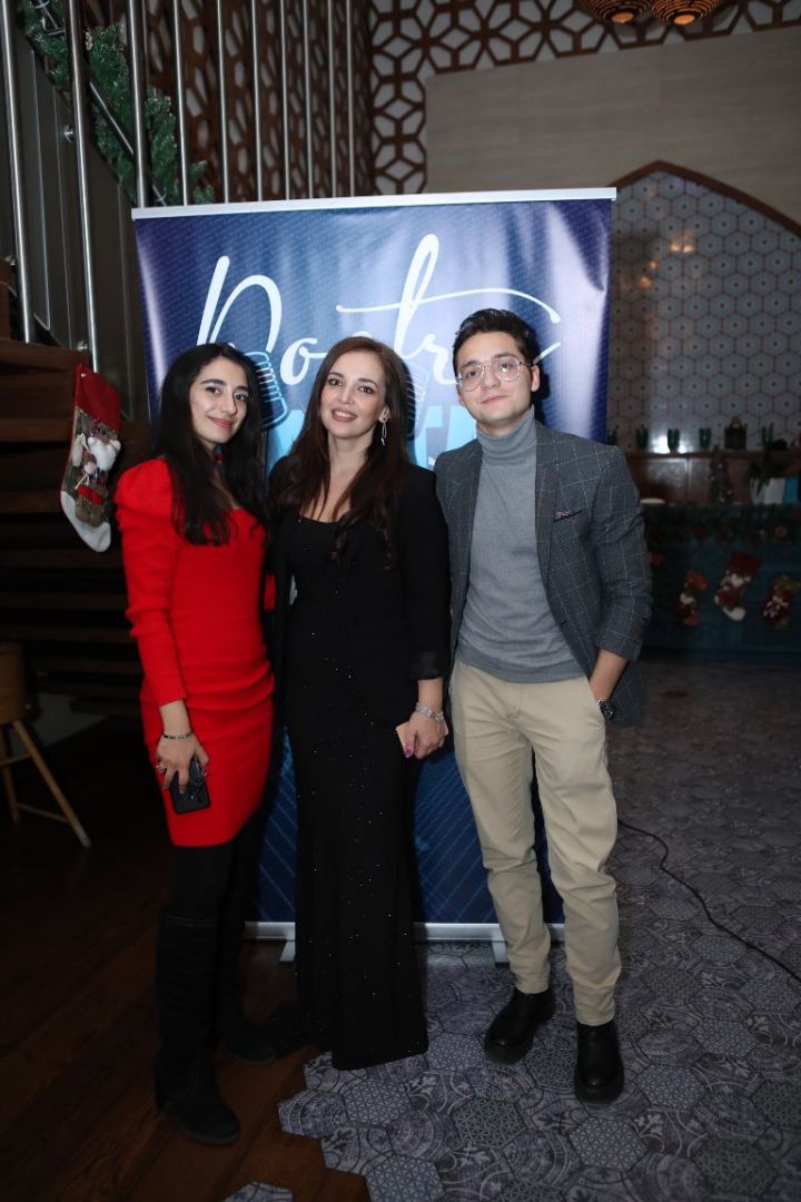 Горячим философским словом бьем холодную бакинскую погоду (ФОТО)