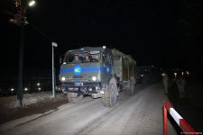 По Лачинской дороге в очередной раз беспрепятственно проехали машины снабжения российских миротворцев (ФОТО)