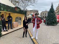 В Баку снимает клип звезда Болливуда, индийская Леди Гага - Урфи Джавед (ФОТО)