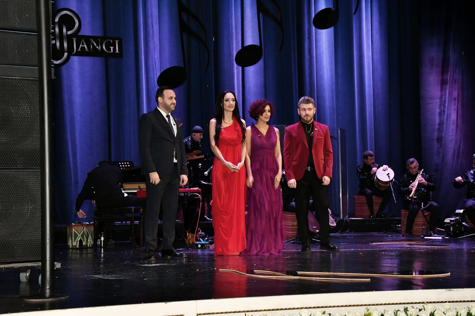 Эстрадно-фольклорный ансамбль "Cəngi" отметил юбилей (ФОТО/ВИДЕО)