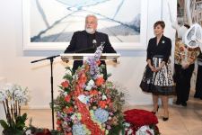 Этот белый, белый, белый мир! В Баку открылась экспозиция работ всемирно известного мастера Арифа Азиза (ФОТО)