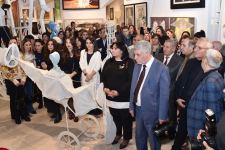 Этот белый, белый, белый мир! В Баку открылась экспозиция работ всемирно известного мастера Арифа Азиза (ФОТО)