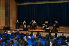 Известные артисты выступили с концертом в честь 100-летия Ахмеда Бакиханова (ФОТО)