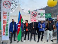 Акция протеста на Лачинской дороге продолжается – очередное разоблачение армянской лжи (ФОТО)