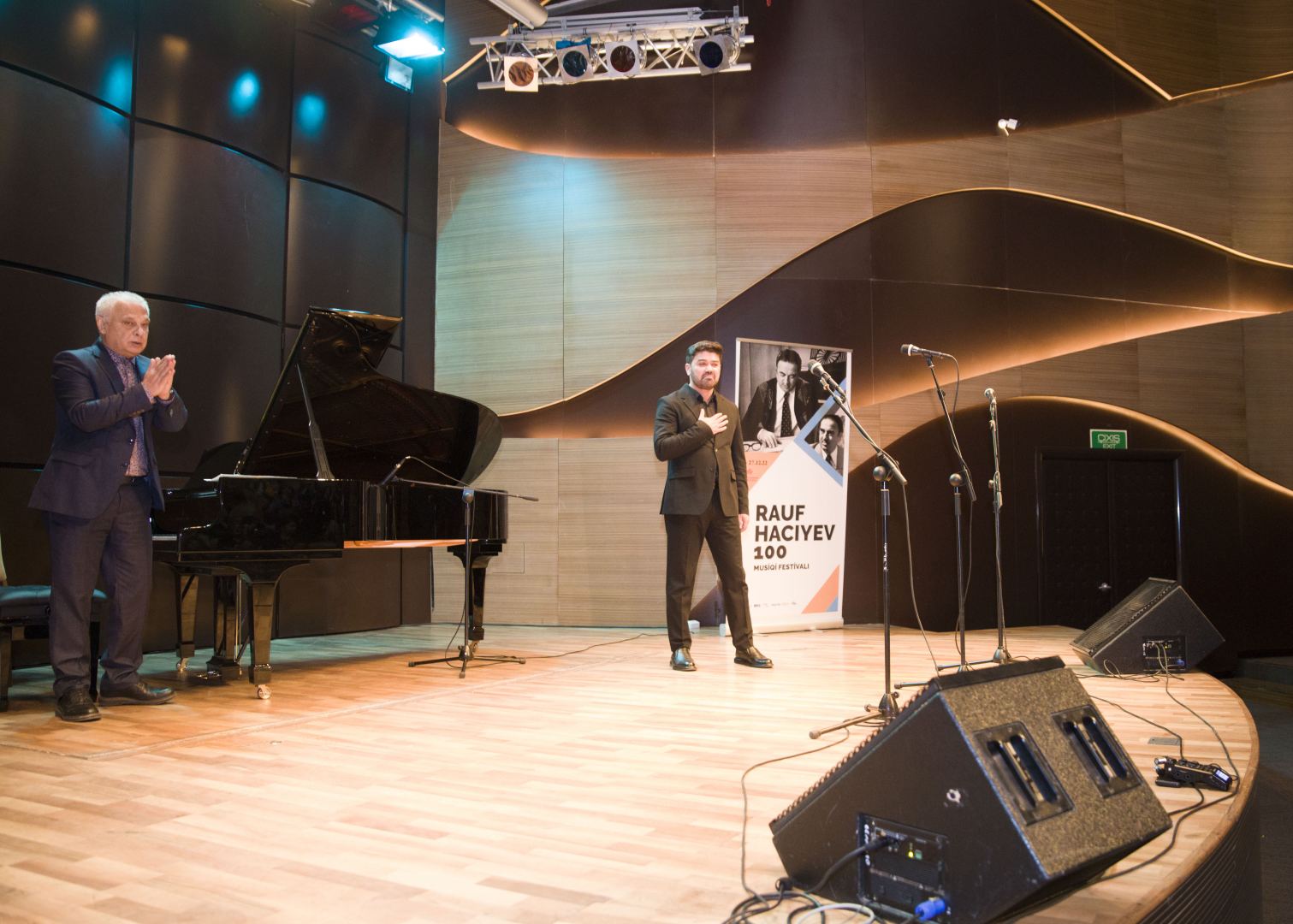 Музыкальные миниатюры Рауфа Гаджиева  - лучезарные мелодии, приносящие людям радость (ФОТО)