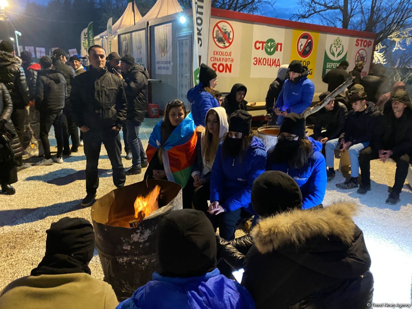 Акция протеста на Лачинской дороге продолжается – очередное разоблачение армянской лжи (ФОТО)