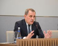 Глава МИД Азербайджана провел пресс-конференцию (ВИДЕО) (ФОТО)