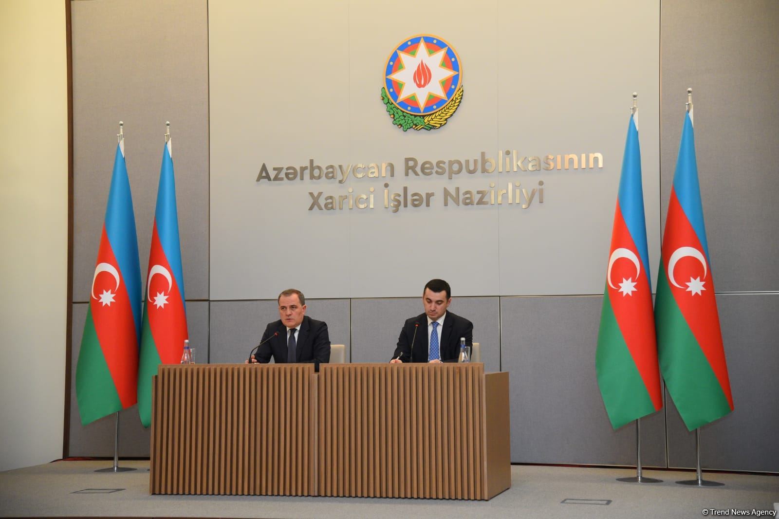 Глава МИД Азербайджана провел пресс-конференцию (ВИДЕО) (ФОТО)