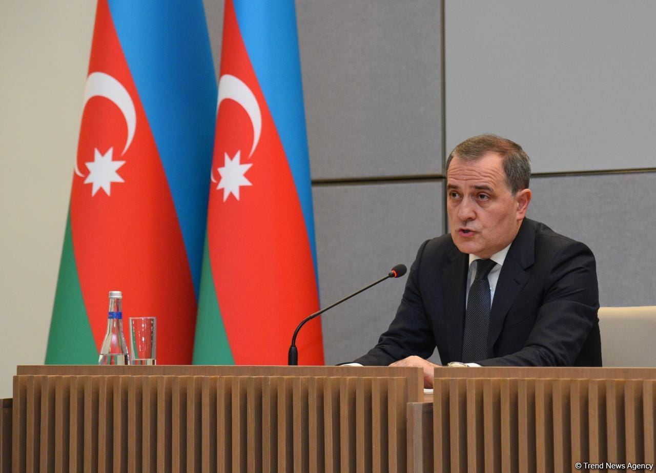 Глава МИД Азербайджана провел пресс-конференцию (ВИДЕО) (ФОТО)