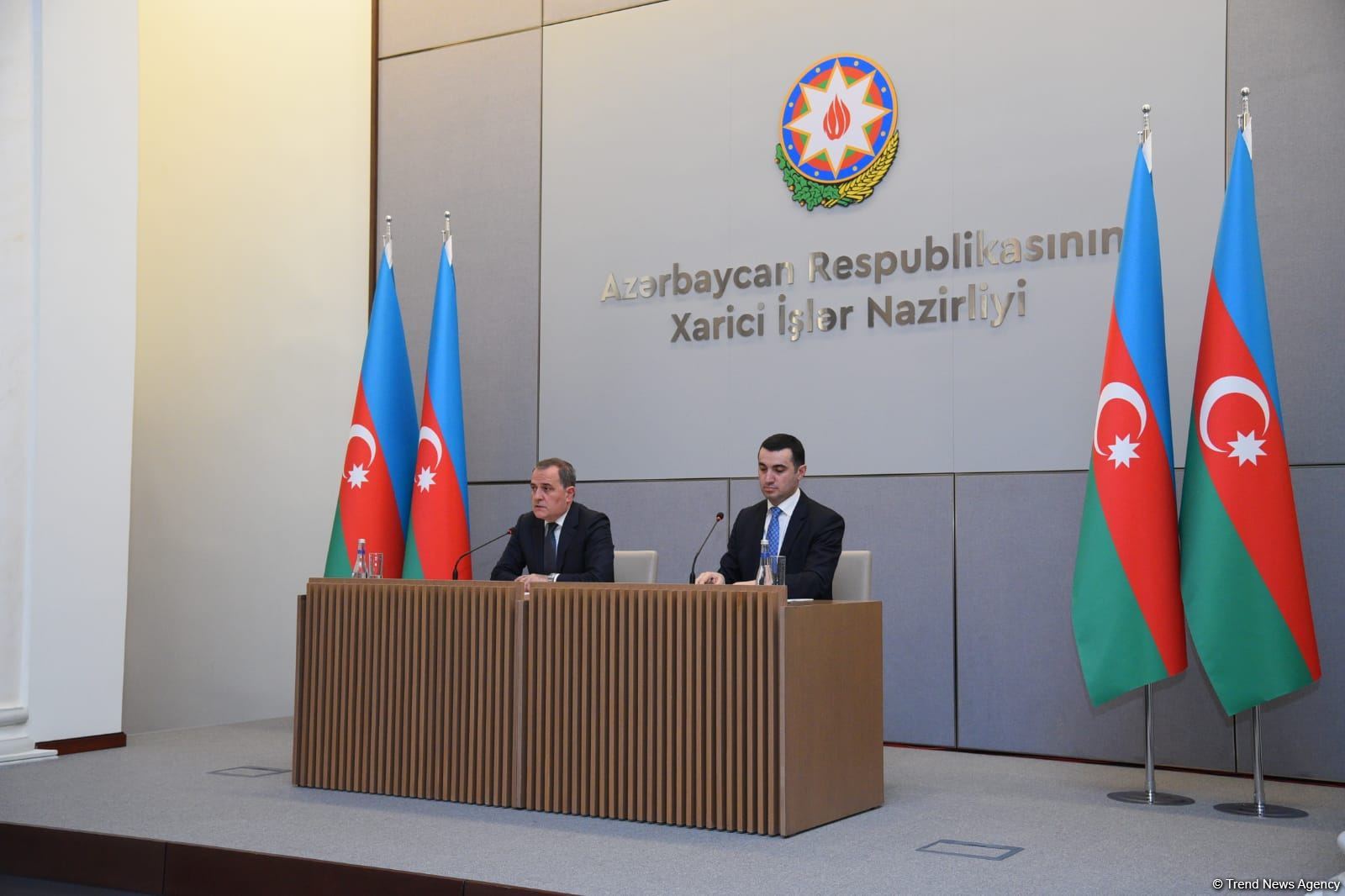 Глава МИД Азербайджана провел пресс-конференцию (ВИДЕО) (ФОТО)