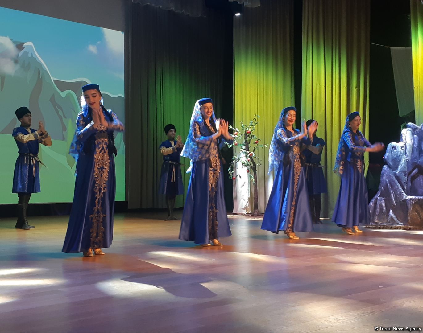 В Центре инклюзивного развития и творчества DOST представлена праздничная программа (ФОТО)