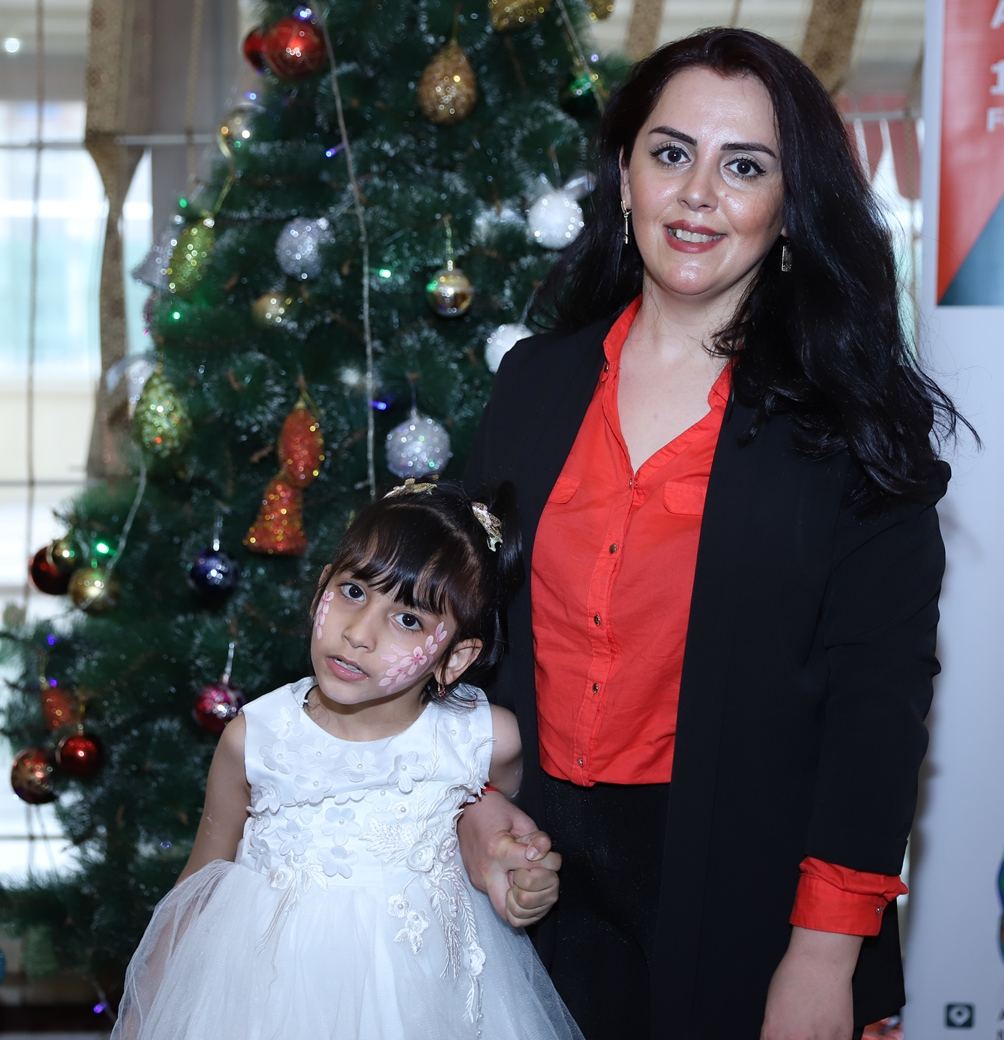 В Баку прошёл новогодний праздник для детей с ограниченными возможностями (ФОТО)