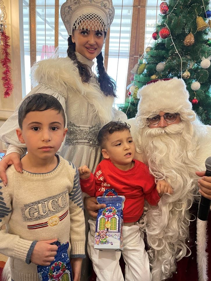 В Баку прошёл новогодний праздник для детей с ограниченными возможностями (ФОТО)