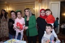 В Баку прошёл новогодний праздник для детей с ограниченными возможностями (ФОТО)