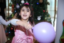 В Баку прошёл новогодний праздник для детей с ограниченными возможностями (ФОТО)