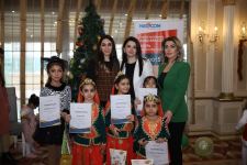 В Баку прошёл новогодний праздник для детей с ограниченными возможностями (ФОТО)