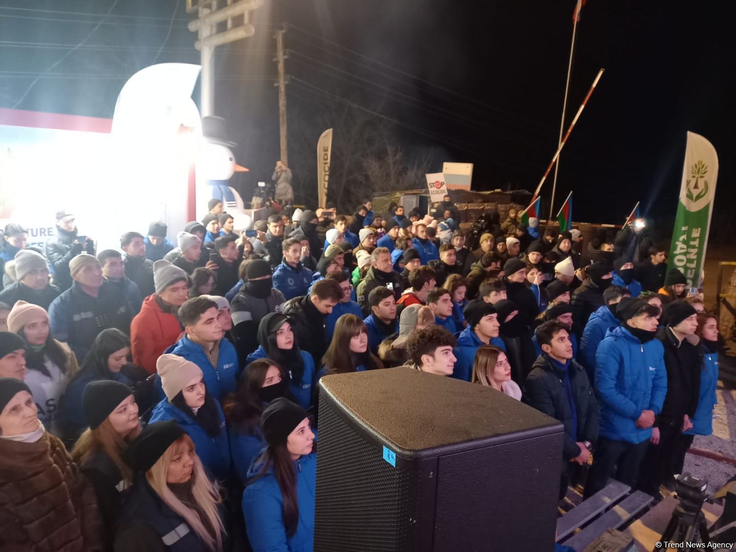 Участники акции на Лачинской дороге посмотрели обращение Президента Ильхама Алиева к азербайджанскому народу (ФОТО)