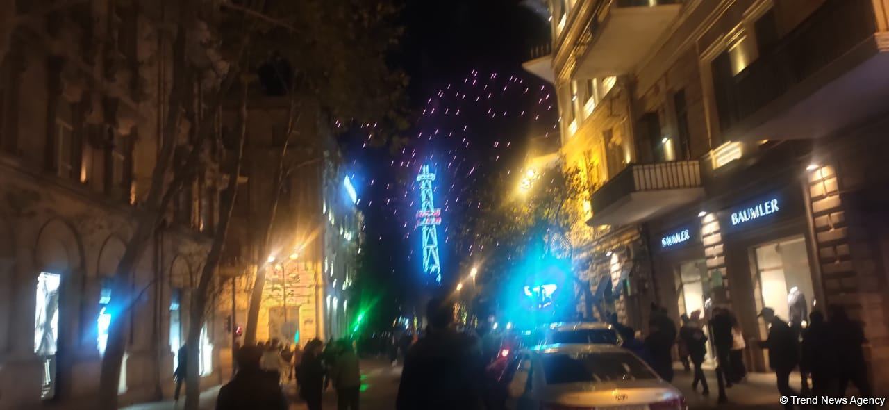 Столица Азербайджана встретила 2023 год грандиозным салютом (ФОТО)