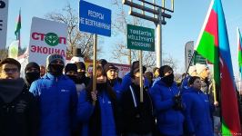 Акция на Лачинской дороге  продолжается несмотря на морозную погоду (ФОТО)