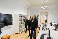 Президент Ильхам Алиев и Первая леди Мехрибан Алиева ознакомились с условиями, созданными в Детско-юношеском центре развития в Баку после капитального ремонта (ФОТО/ВИДЕО)