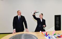 Президент Ильхам Алиев и Первая леди Мехрибан Алиева приняли участие в открытии Инновационного центра STEAM в Баку (ФОТО/ВИДЕО)