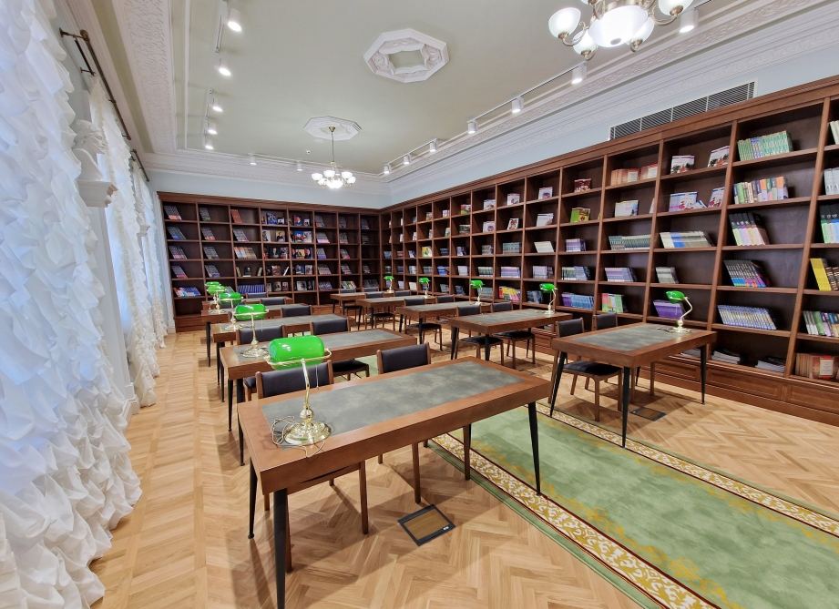 Президент Ильхам Алиев и Первая леди Мехрибан Алиева ознакомились с условиями, созданными в Детско-юношеском центре развития в Баку после капитального ремонта (ФОТО/ВИДЕО)