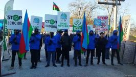 Продолжается мирная акция протеста на Лачинской дороге (ФОТО)