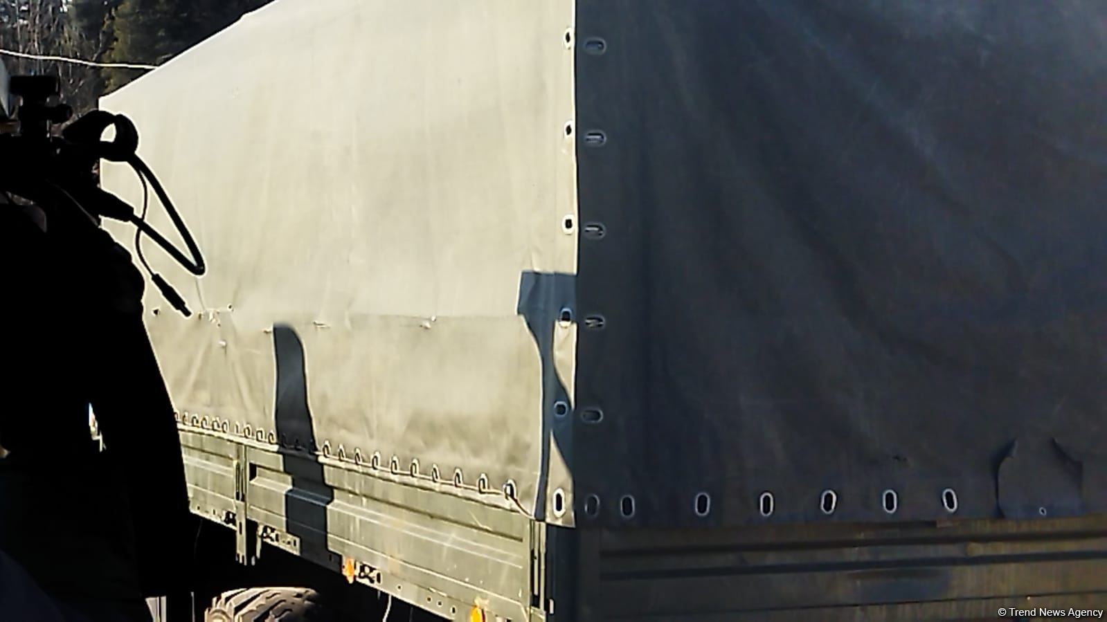 Сегодня по Лачинской дороге беспрепятственно проехали 12 автомашин (ФОТО)